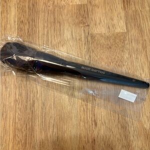 Scott Barnes Powder Face Makeup Brush